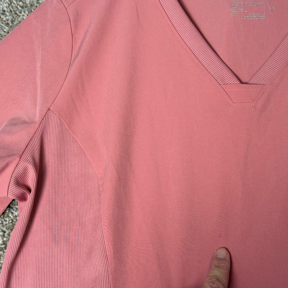 Hanes Comfort Fit Womens Scrub Set Large Rose Pink V-Neck Top Jogger Pants L/G - Picture 4 of 13